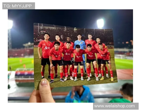 广州足球队中路突破战术解析与实战应用探讨