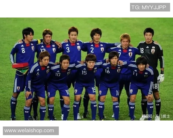 南京足球队团队协作深度剖析与其他球队的对比研究 南京足球队团队协作深度剖析与其他球队的对比研究